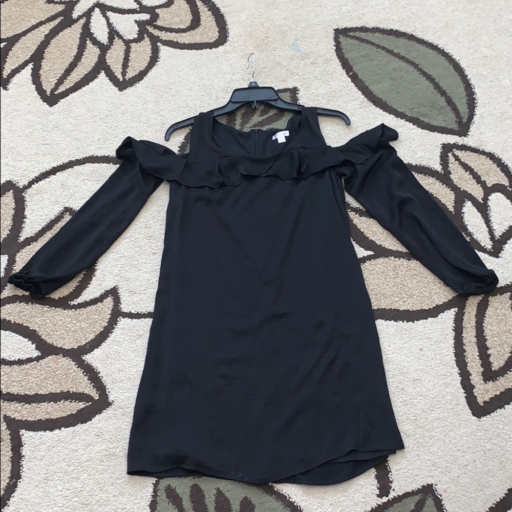 XHILARATION Black Cold-Shoulder Dress Long Sleeves